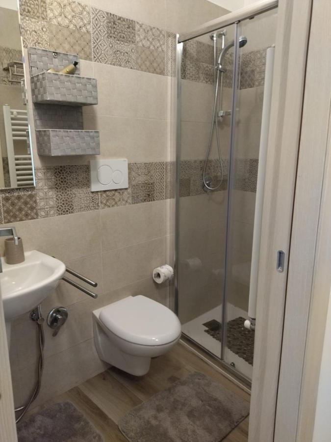 Casa Lucia Apartment Бари Екстериор снимка