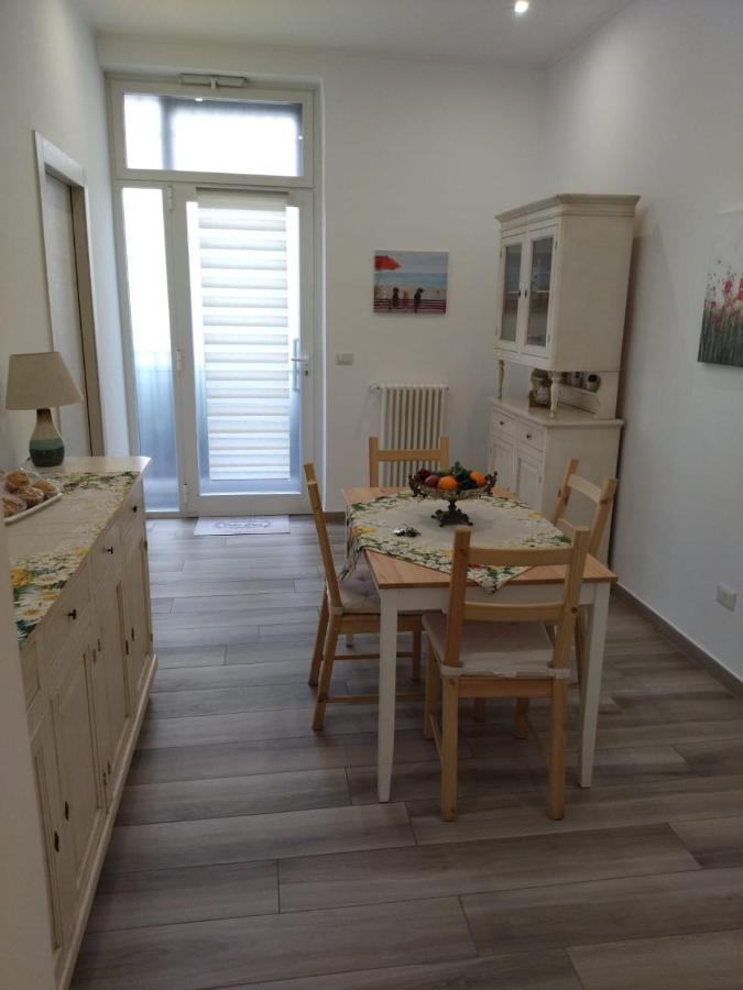 Casa Lucia Apartment Бари Екстериор снимка