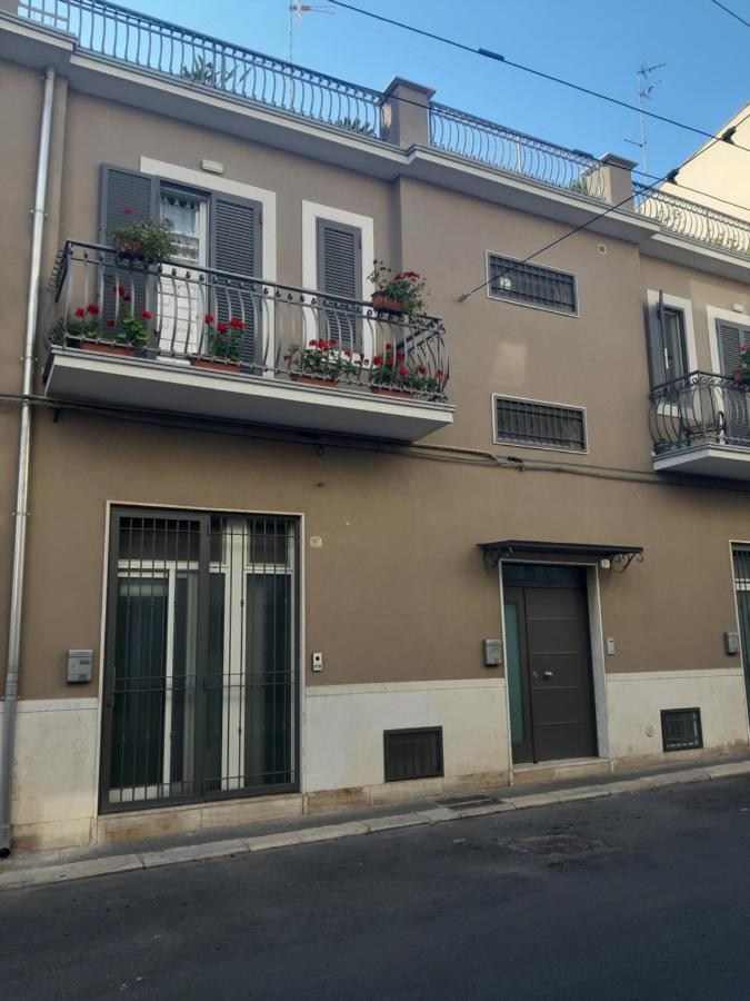 Casa Lucia Apartment Бари Екстериор снимка